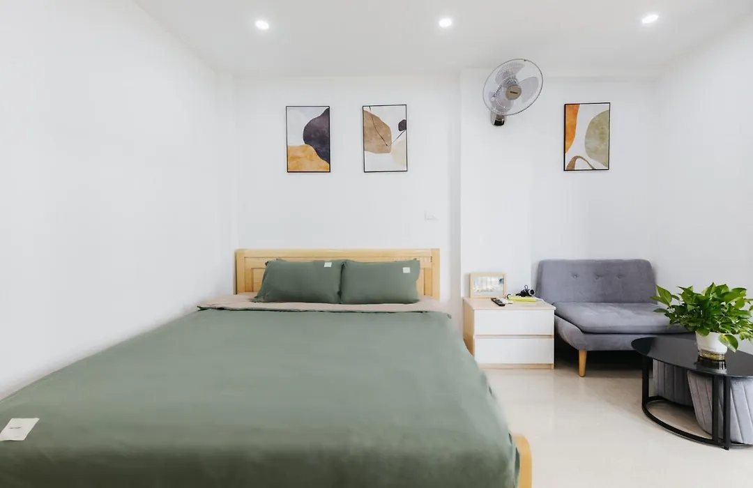 9 Light Apartment-1